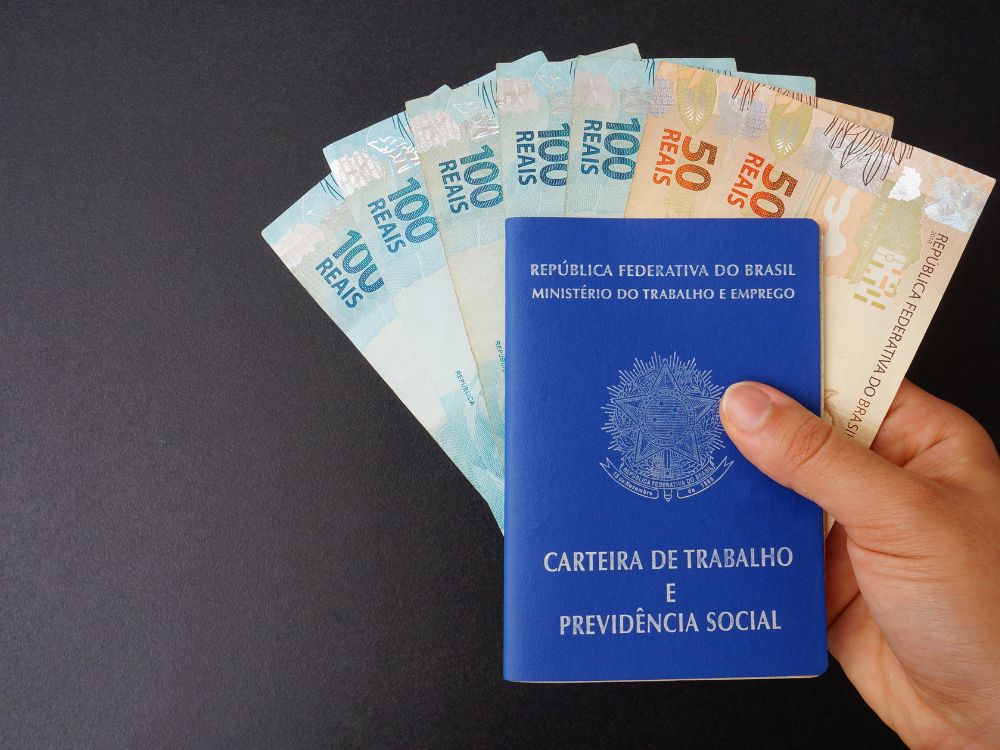 Bolsa Família: Quem consegue EMPREGO é PROIBIDO de receber o benefício?