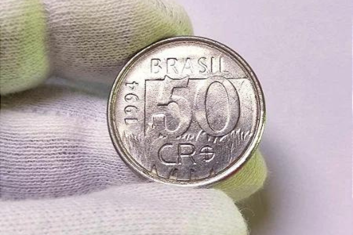 DE CAIR O QUEIXO! Veja qual foi o MAIOR valor já pago por uma moeda de 50 Cruzeiros