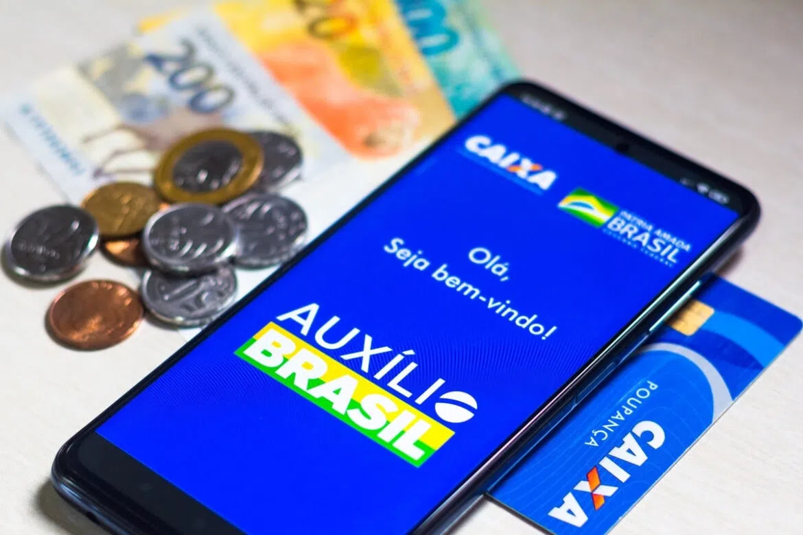 Auxílio Brasil