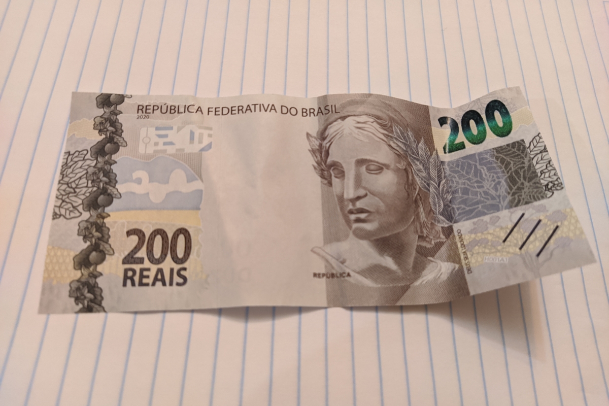 Nota de 200 REAIS pode ser MAIS RARA E VALIOSA do que a de 1 real; entenda