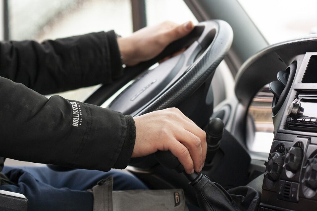 ESTES motivos podem dar multa para os motoristas e você não sabia! ESTES motivos podem dar multa para os motoristas e você não sabia!