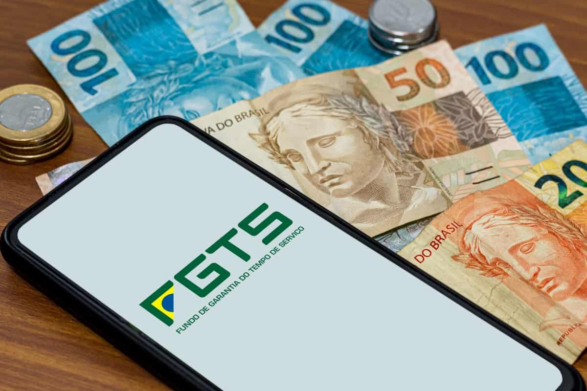Saque EXCLUSIVO do FGTS foi LIBERADO; confira qual