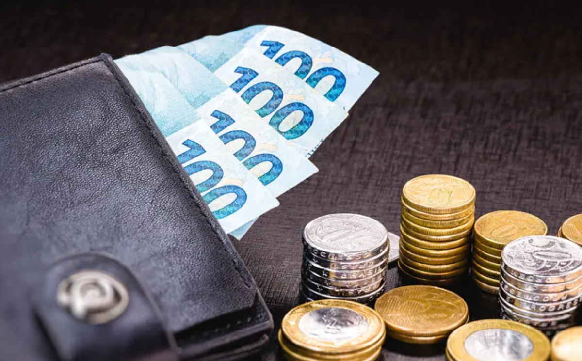 INSS vai PAGAR Novo Salário Mínimo a aposentados em 2024; veja valor e entenda mudanças