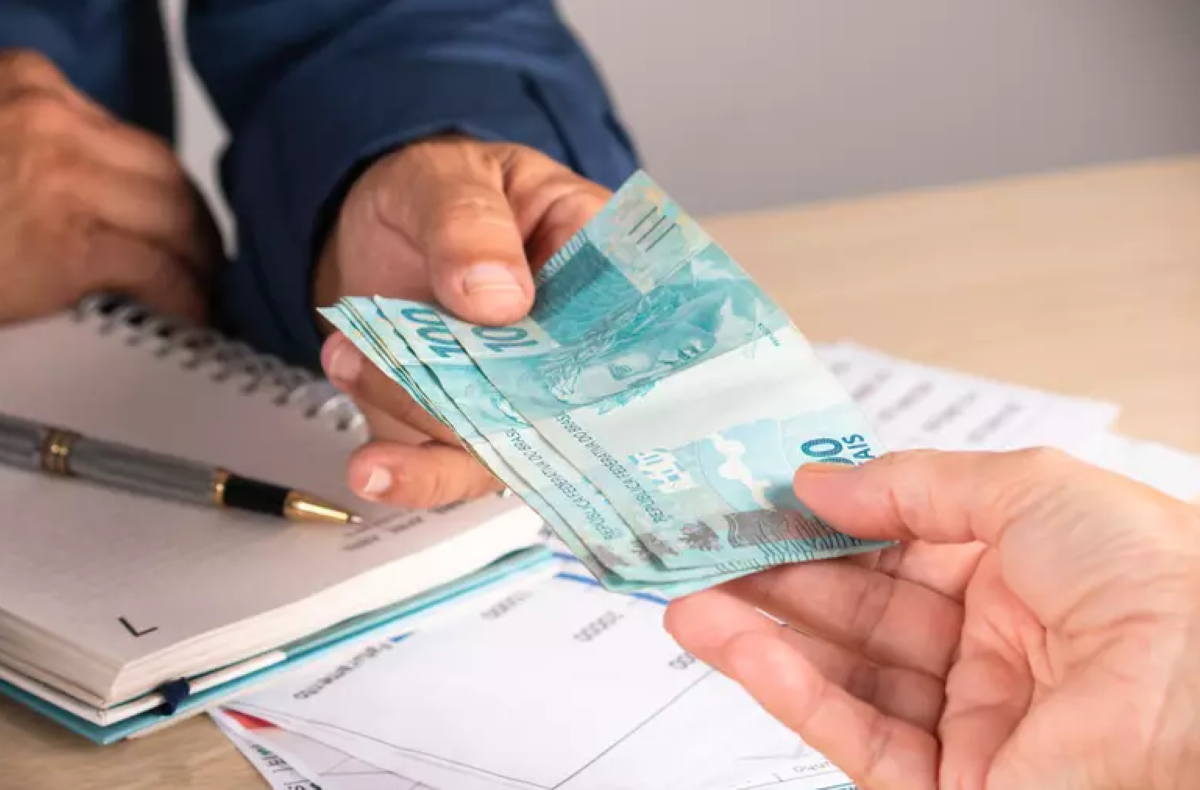 Aumento do Salário Mínimo: O que esperar e como isso pode impactar os Benefícios Sociais
