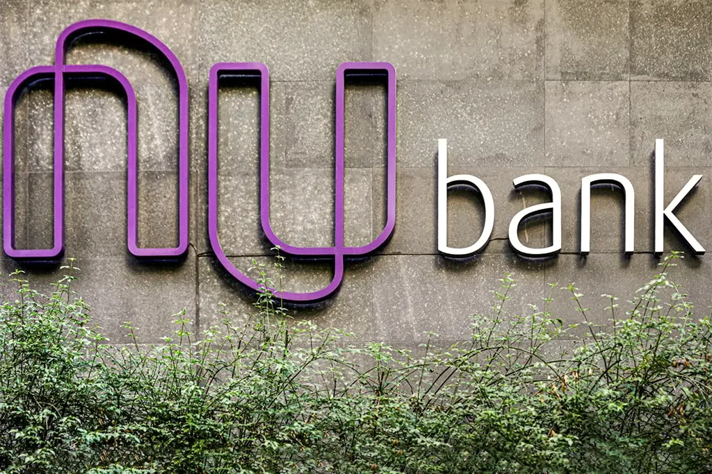 Nubank ESTÁ EM ALTA! Banco conquistou 90 milhões de clientes e apresenta mais de 45 novos produtos