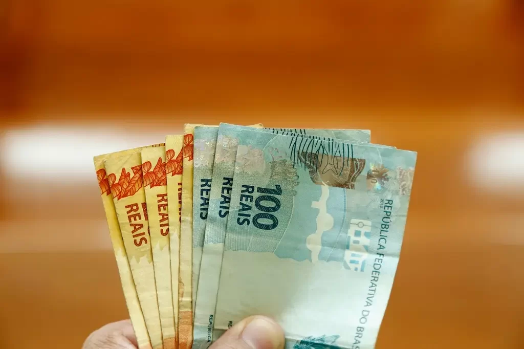 Novo salário mínimo é SANCIONADO! Veja novo valor