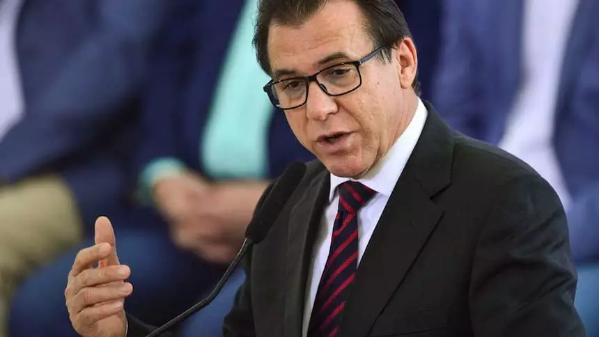 Ministro Luiz Marinho revela adiamento das mudanças no FGTS.