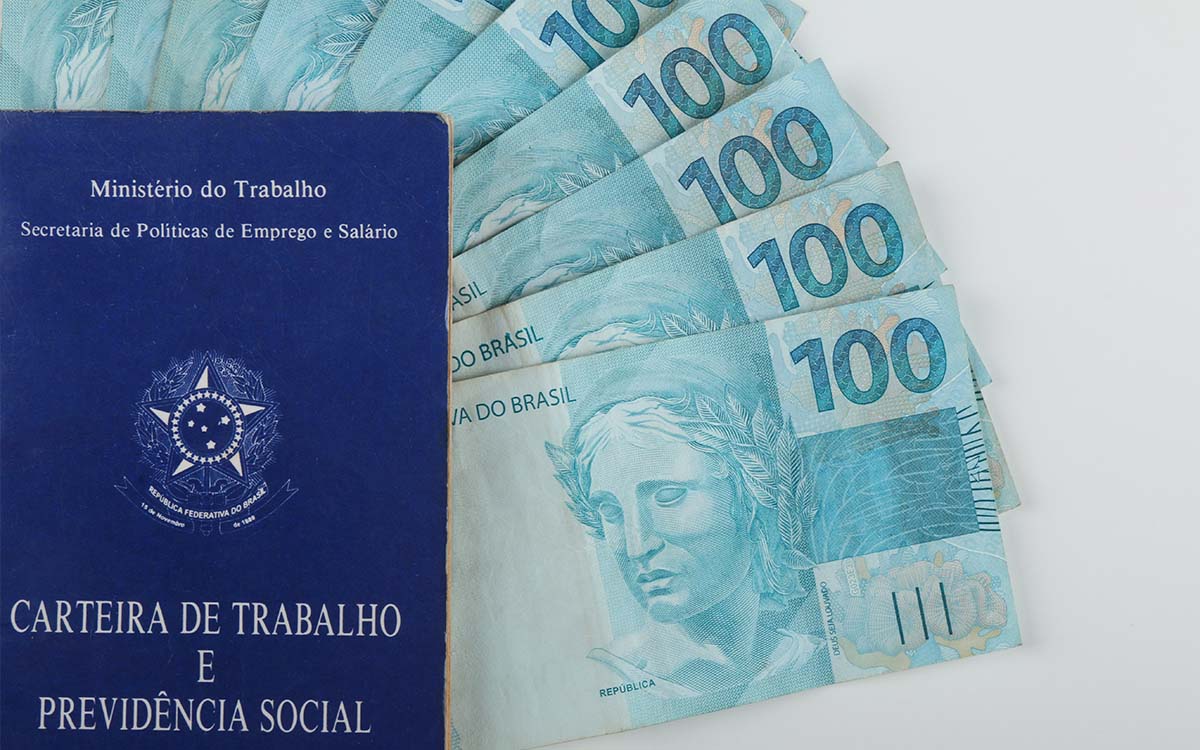 DIVULGADA! Data da segunda parcela do 13º Salário; confira