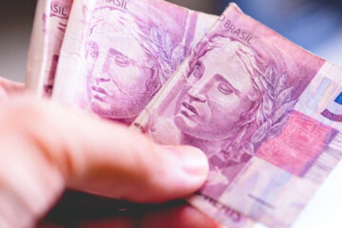 Cédula de 5 reais é vendida por R$ 2 mil e você pode fazer o mesmo; veja como
