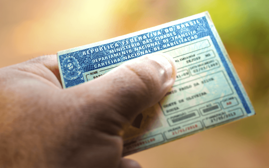 Por quanto tempo é possível dirigir com a CNH VENCIDA? 