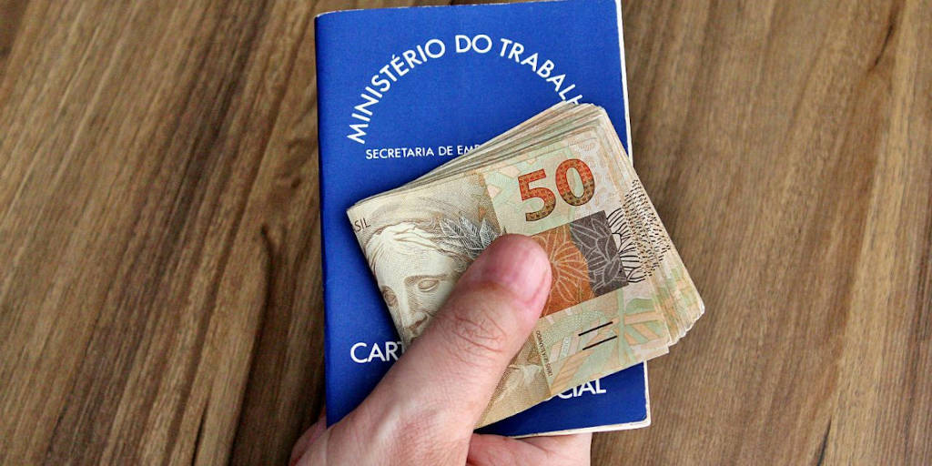 Segunda parcela do 13º salário já está chegando! Confira datas e prazo
