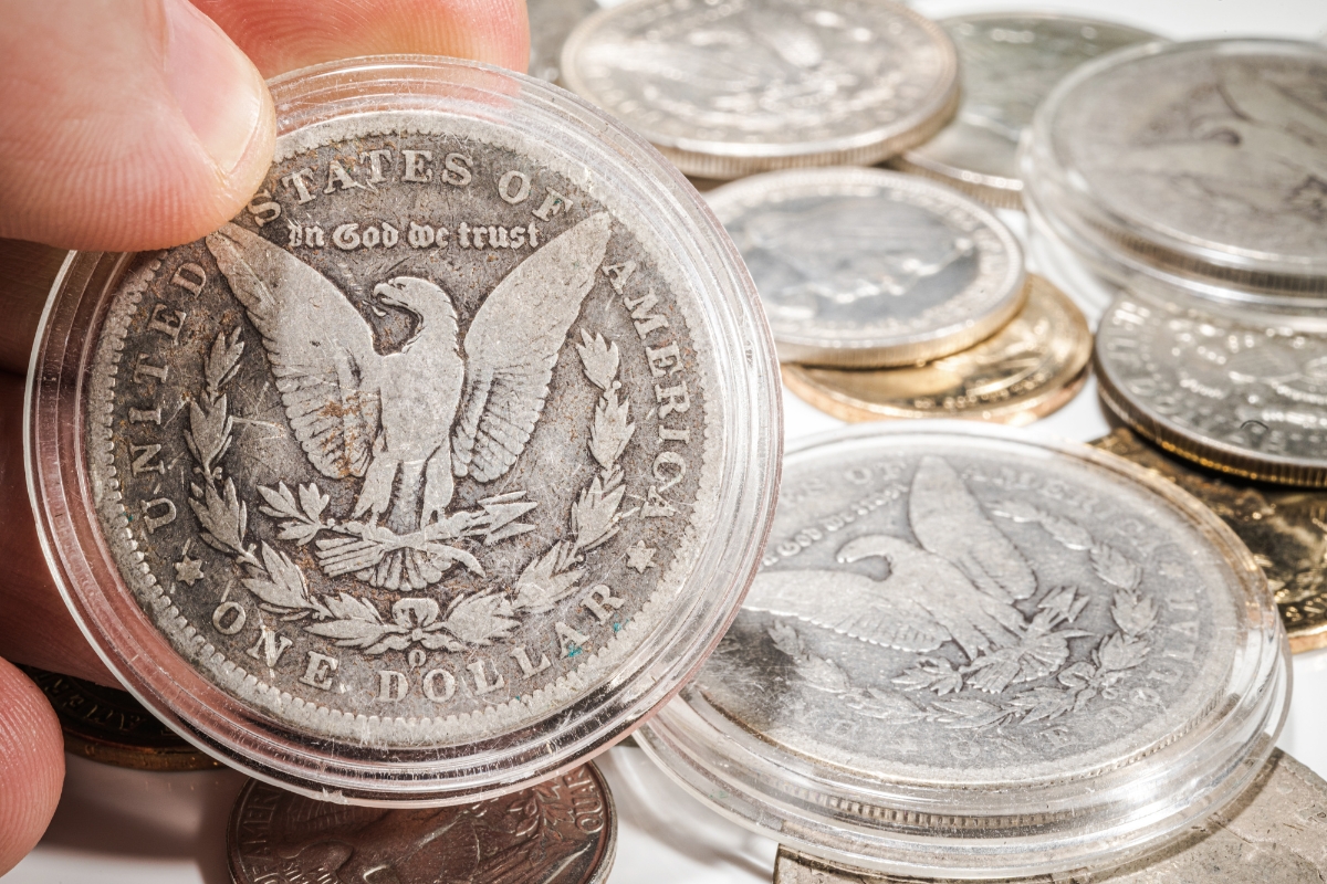 Vantagens e desvantagens de viver de NUMISMÁTICA