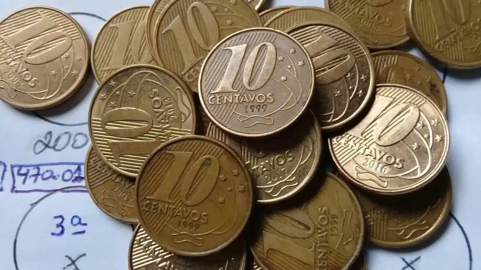 Moeda de 10 centavos pode valer MUITO se for DESTE ano específico; confira