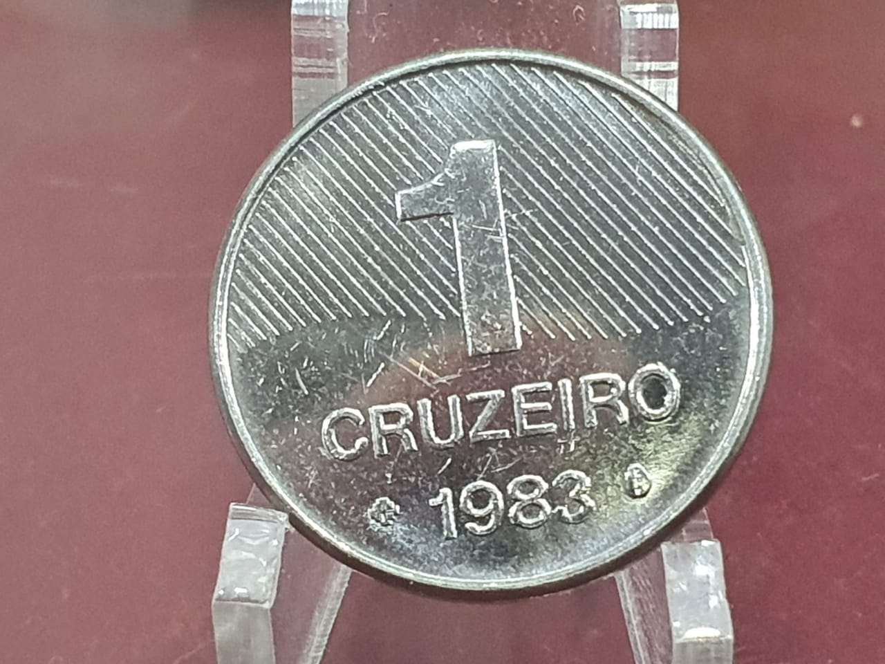 Moeda de 1 cruzeiro DESTE ano pode valer muito! Confira!