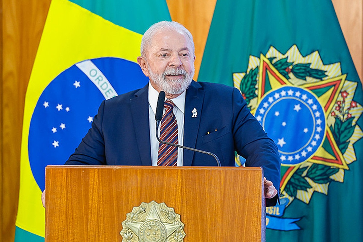 Pé de meia, novo ensino médio e Fies social: confira as medidas do governo para 2024