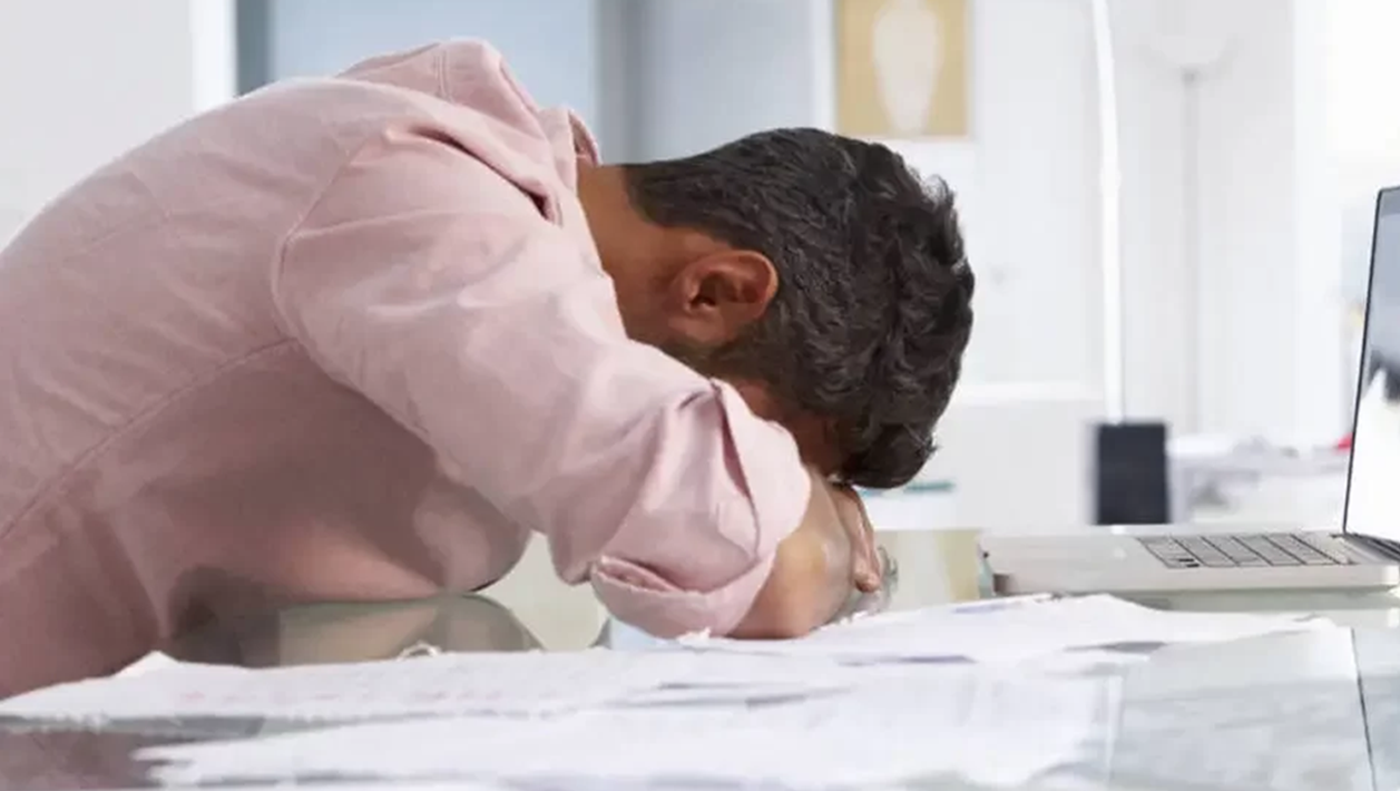 Atenção! Estas são 6 profissões com ensino superior que pagam os salários mais baixos do Brasil