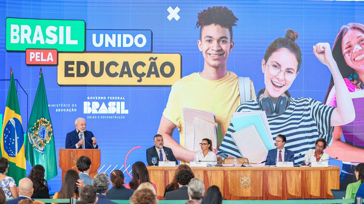 Pé-de-meia: veja 3 coisas que você precisa fazer agora para garantir a bolsa