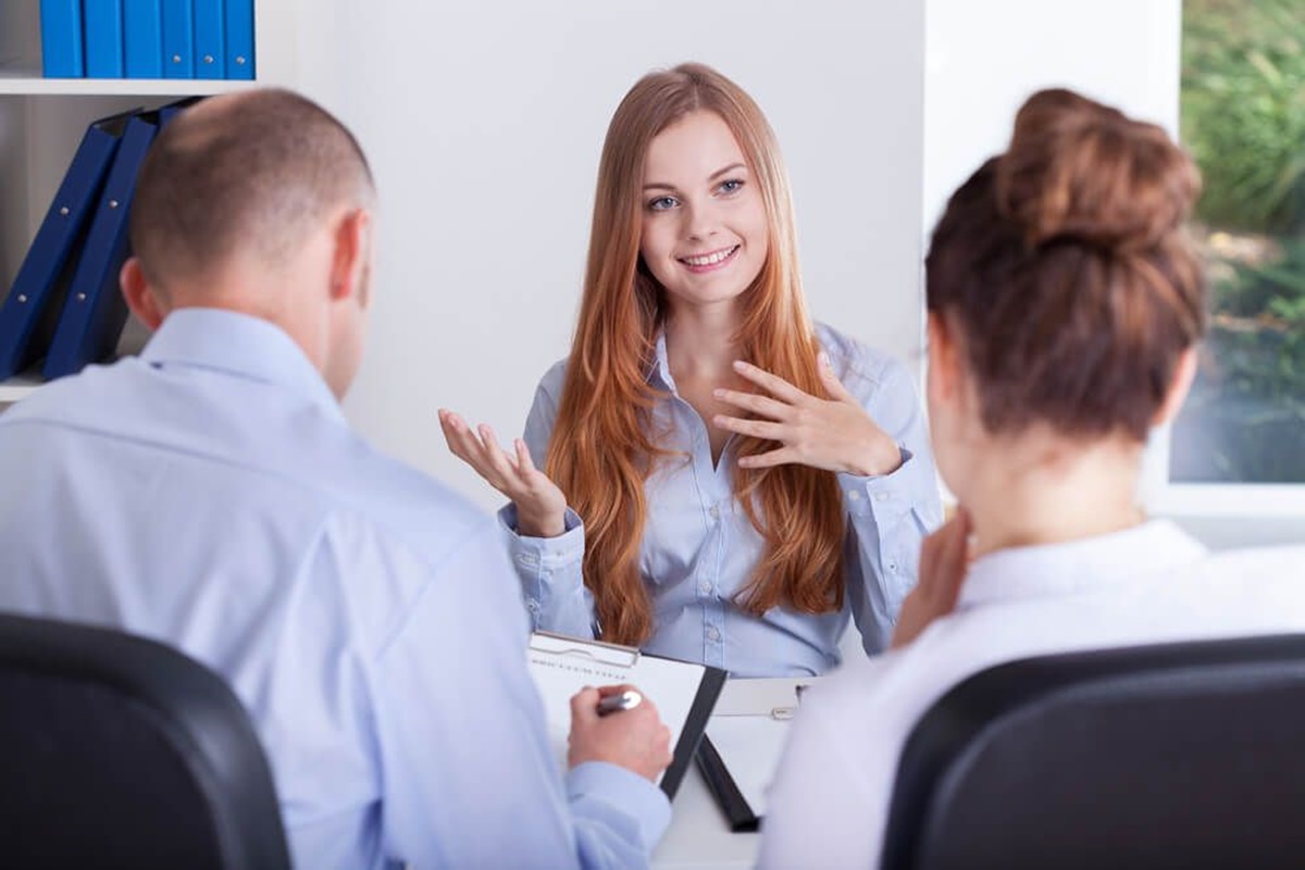 ENTREVISTA DE EMPREGO: saiba o que fazer para garantir a sua vaga