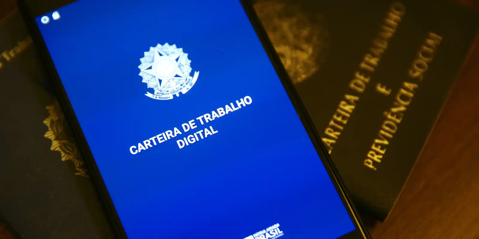 Brasil cria 180 mil empregos em janeiro de 2024; confira