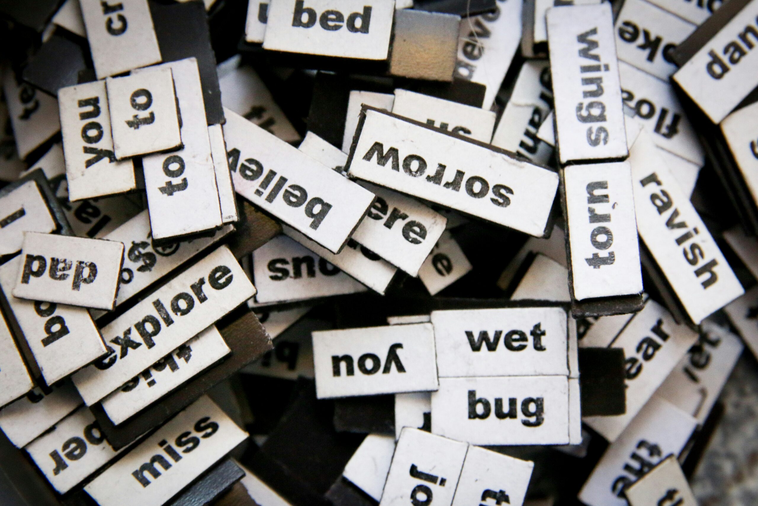 Textos sem coesão: aqui é onde mora o perigo (Foto: Unsplash).
