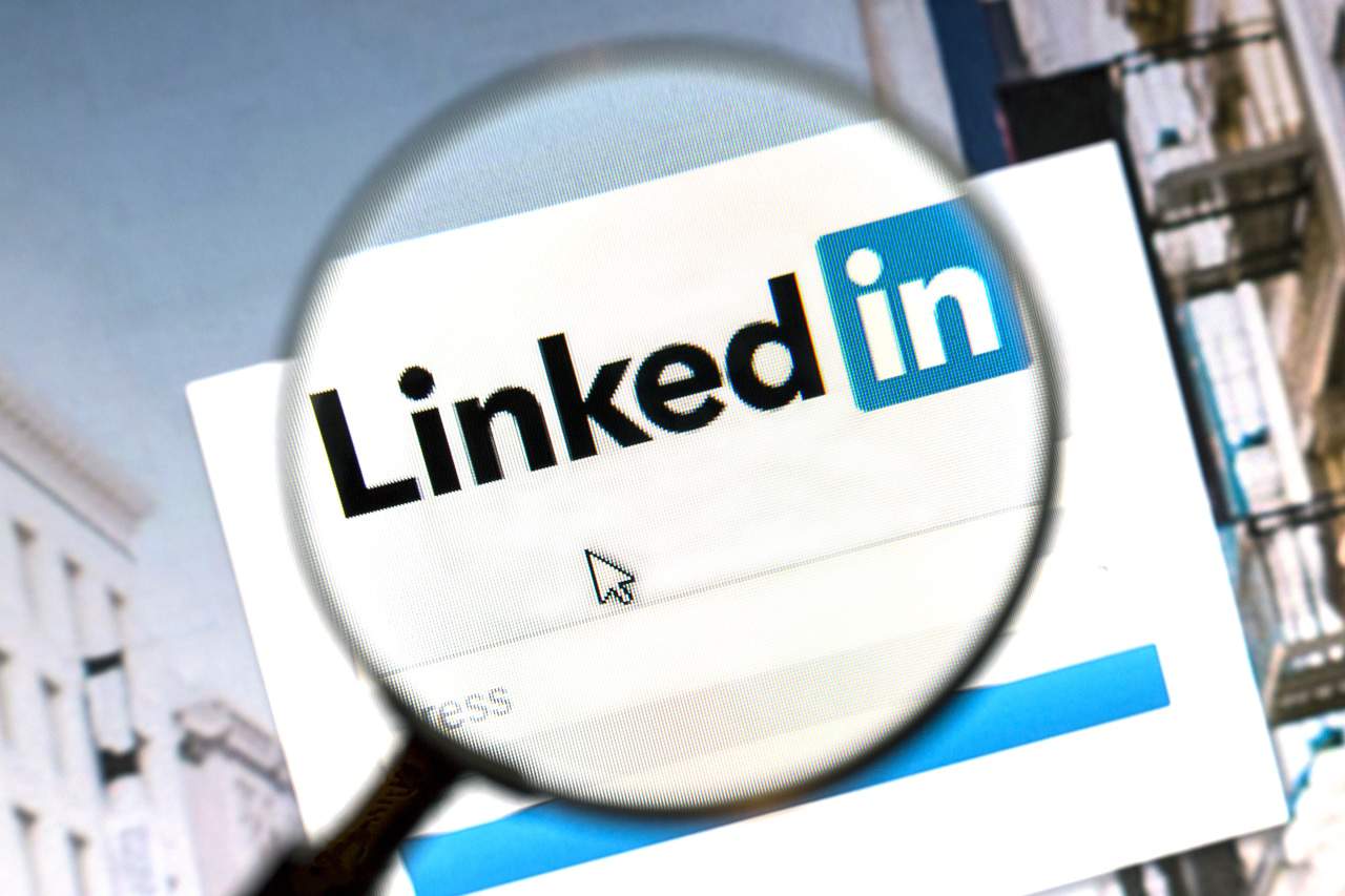 Veja como criar um perfil de destaque no LinkedIn