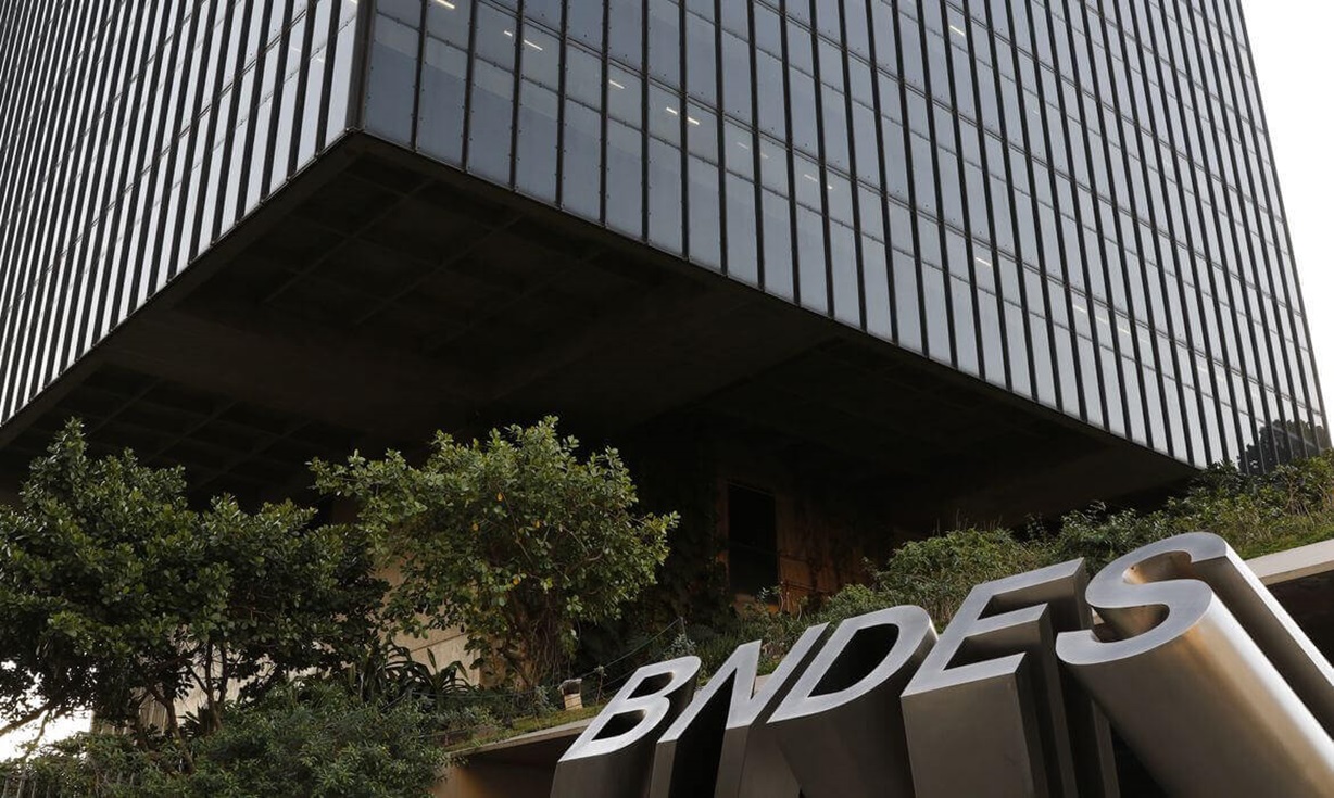 BNDES anuncia novo concurso; salários a partir de R$ 20 mil