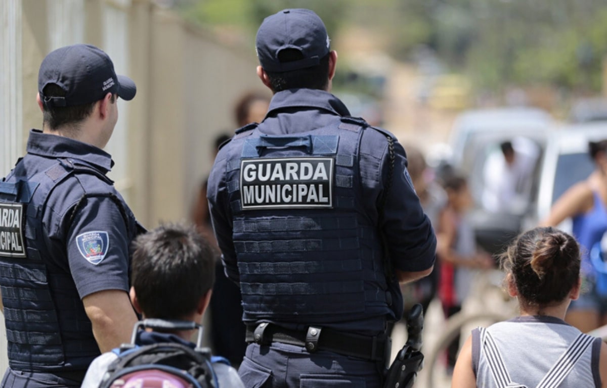117 vagas no concurso GUARDA MUNICIPAL; salários de R$ 2.460,44