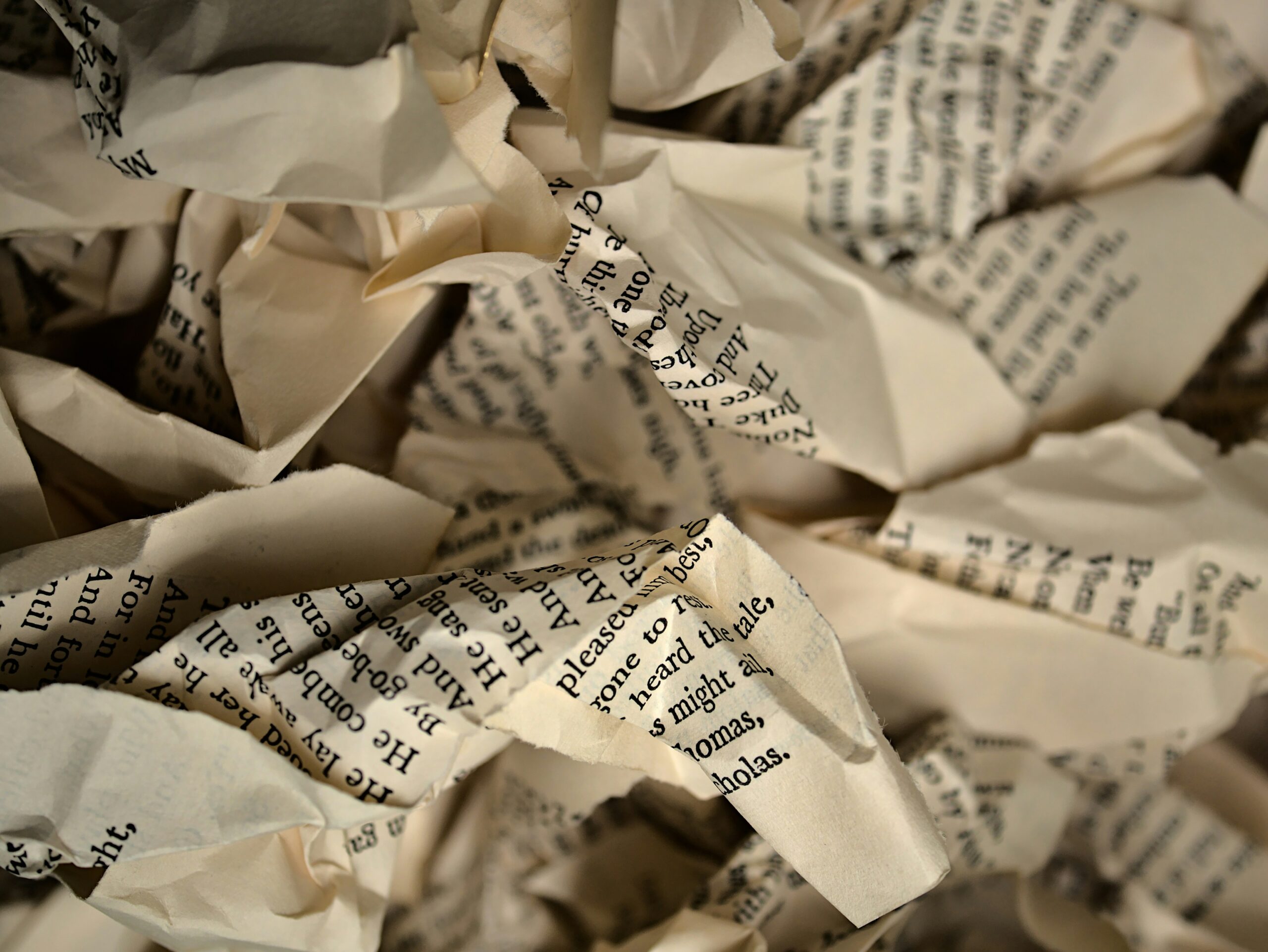 Futurismo na literatura: características e definição (Foto: Unsplash).