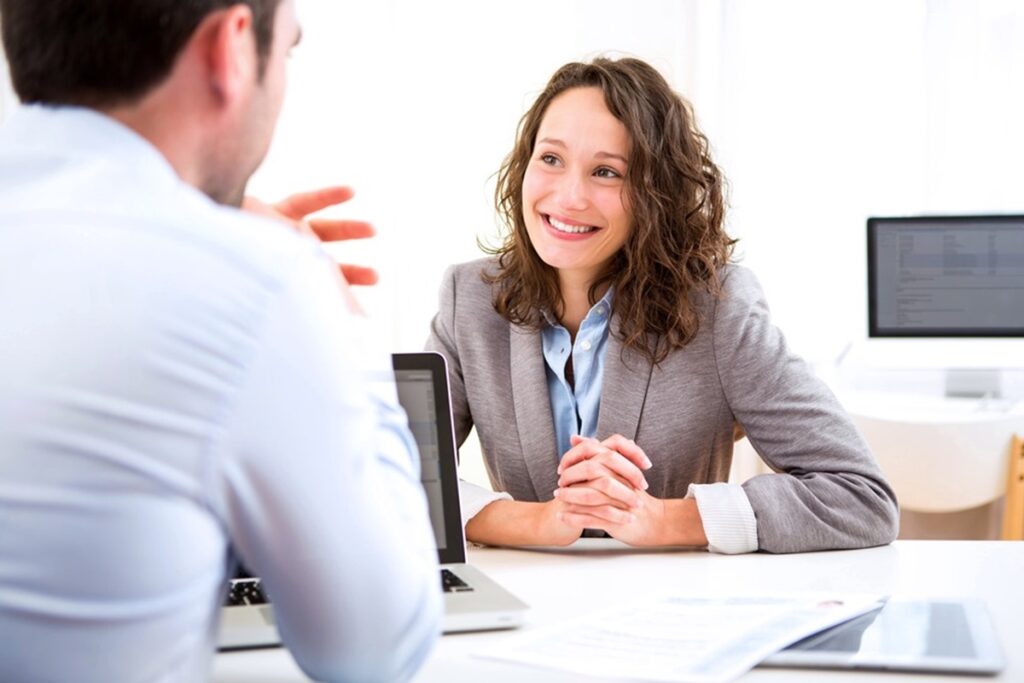 Faça estas 5 PERGUNTAS na entrevista de emprego e garanta sua vaga! Faça estas 5 PERGUNTAS na entrevista de emprego e garanta sua vaga!
