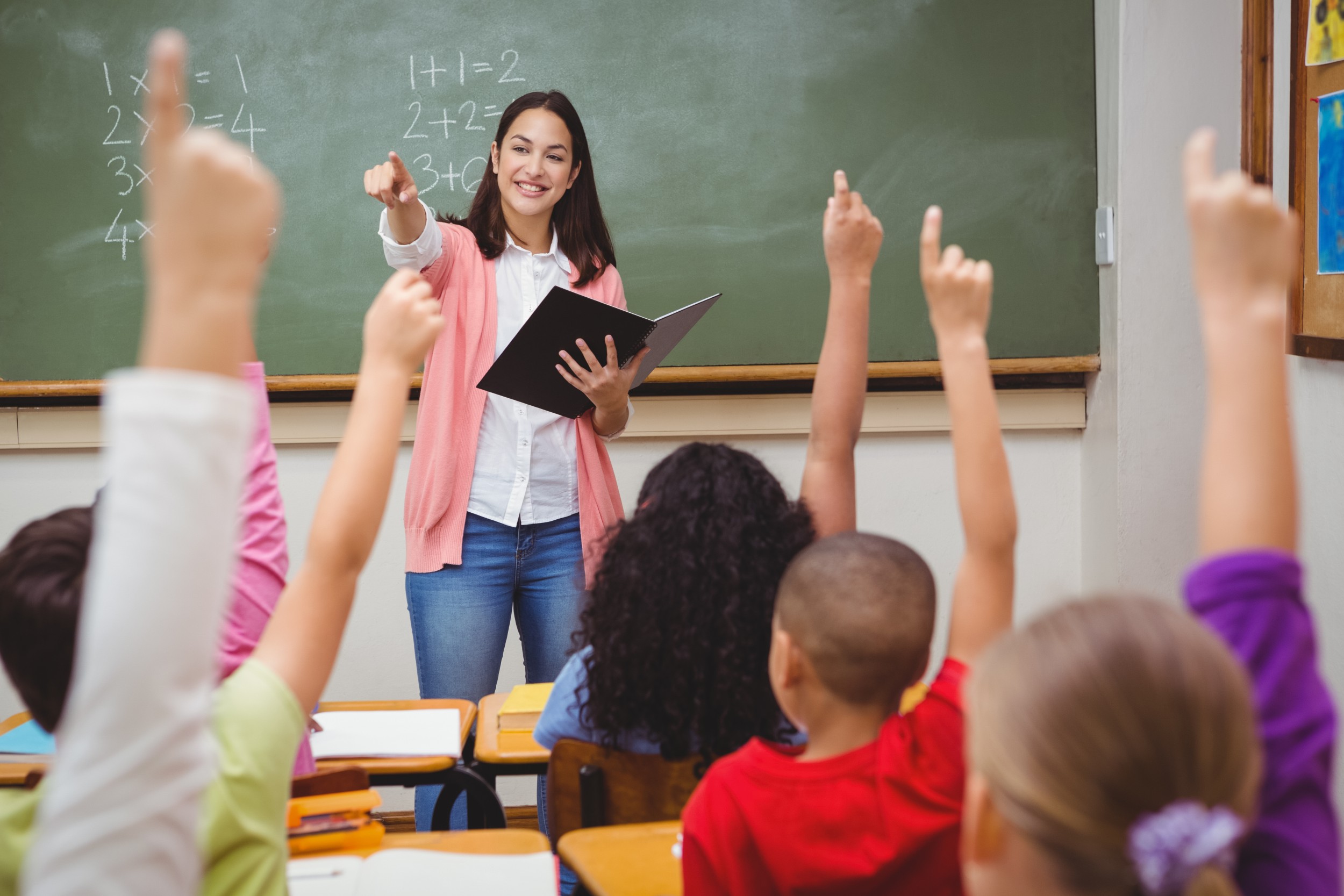 Ministério da Educação ofertará mais de 80 mil bolsas para alunos de cursos de licenciatura