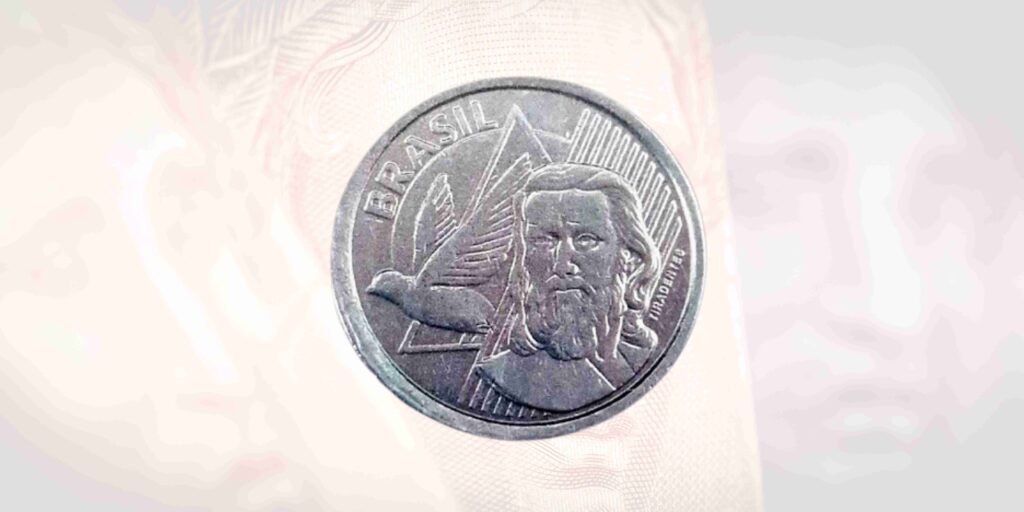 Moeda de 50 centavos com cunho trocado