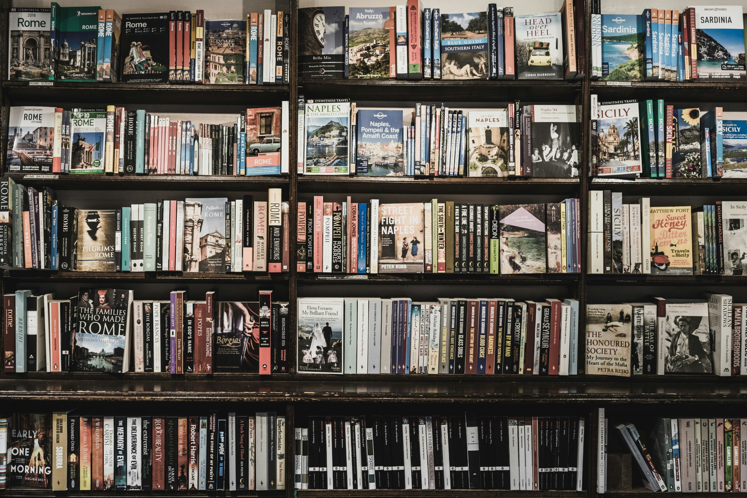 Futurismo na literatura: características e definição (Foto: Unsplash).