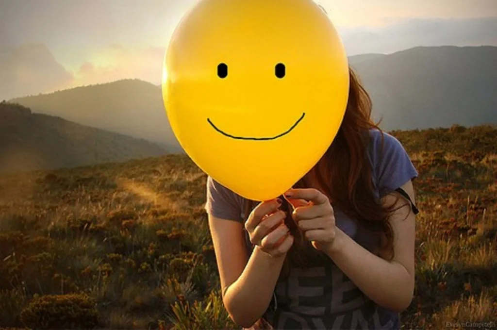 Descubra as 3 frases que as pessoas mais FELIZES usam diariamente para manter a alegria! Descubra as 3 frases que as pessoas mais FELIZES usam diariamente para manter a alegria!