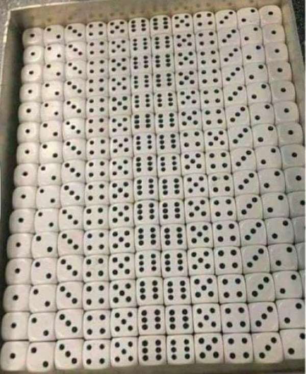 encontre o erro entre os dados Encontre o erro entre os dados.