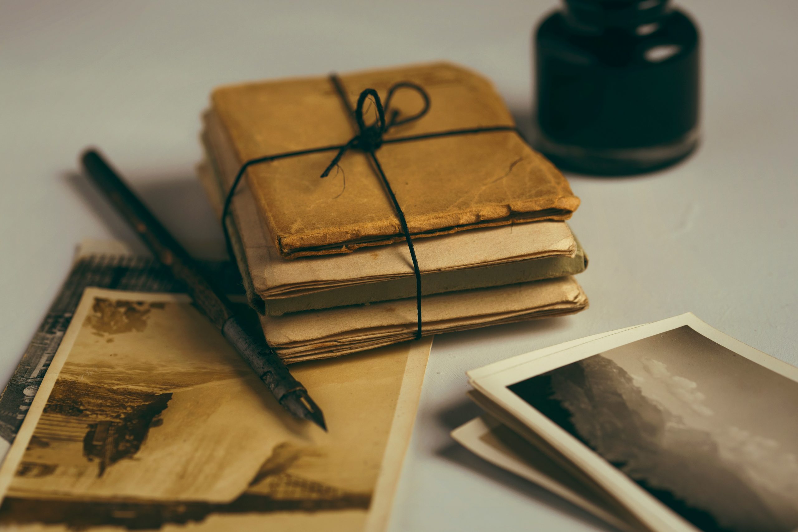 Hora literária – quem é Fagundes Varela, o poeta brasileiro (Foto: Unsplash).