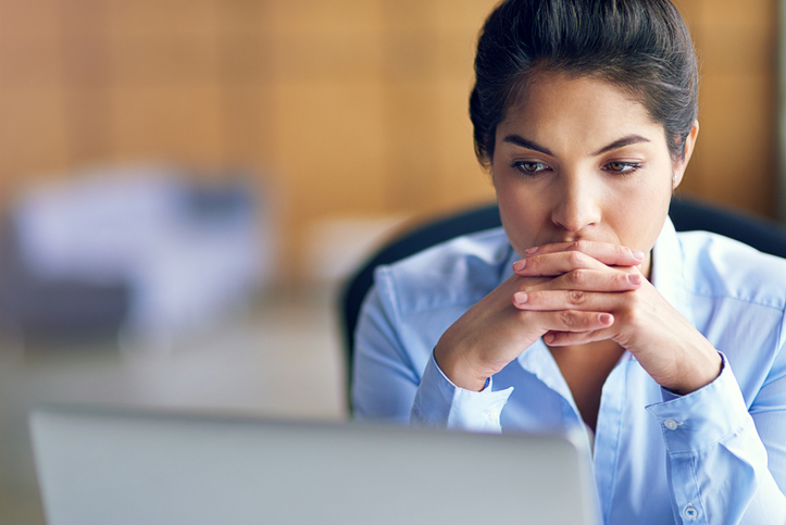 It's been a long day Atenção! Seu emprego pode estar destruindo sua Saúde Mental – Descubra os 10 ALERTAS!