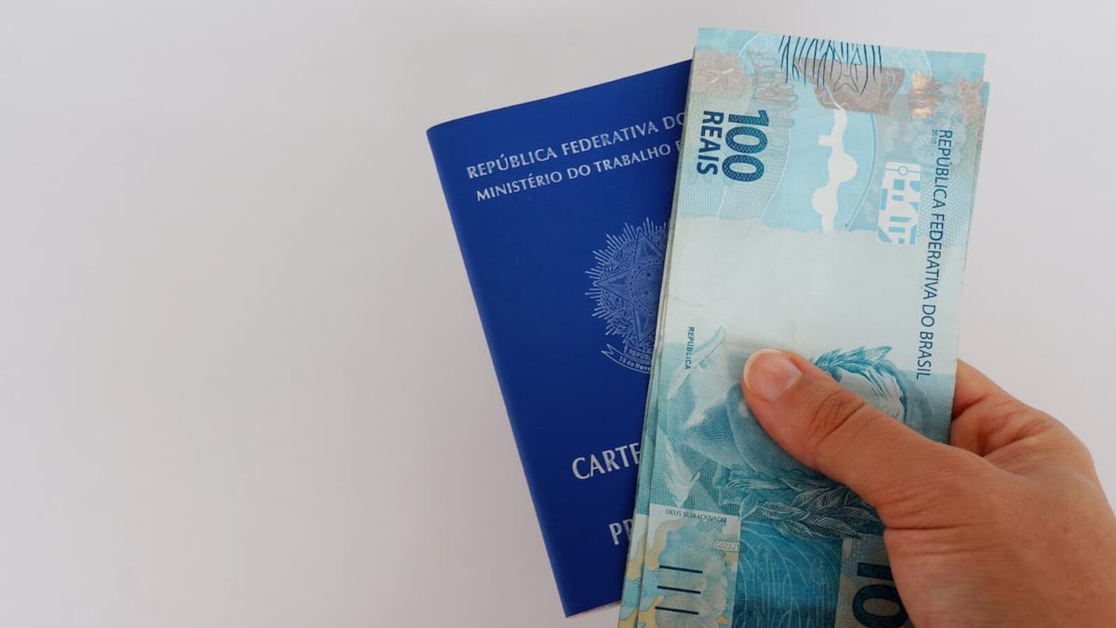 Como são calculados os salários de diferentes profissões?