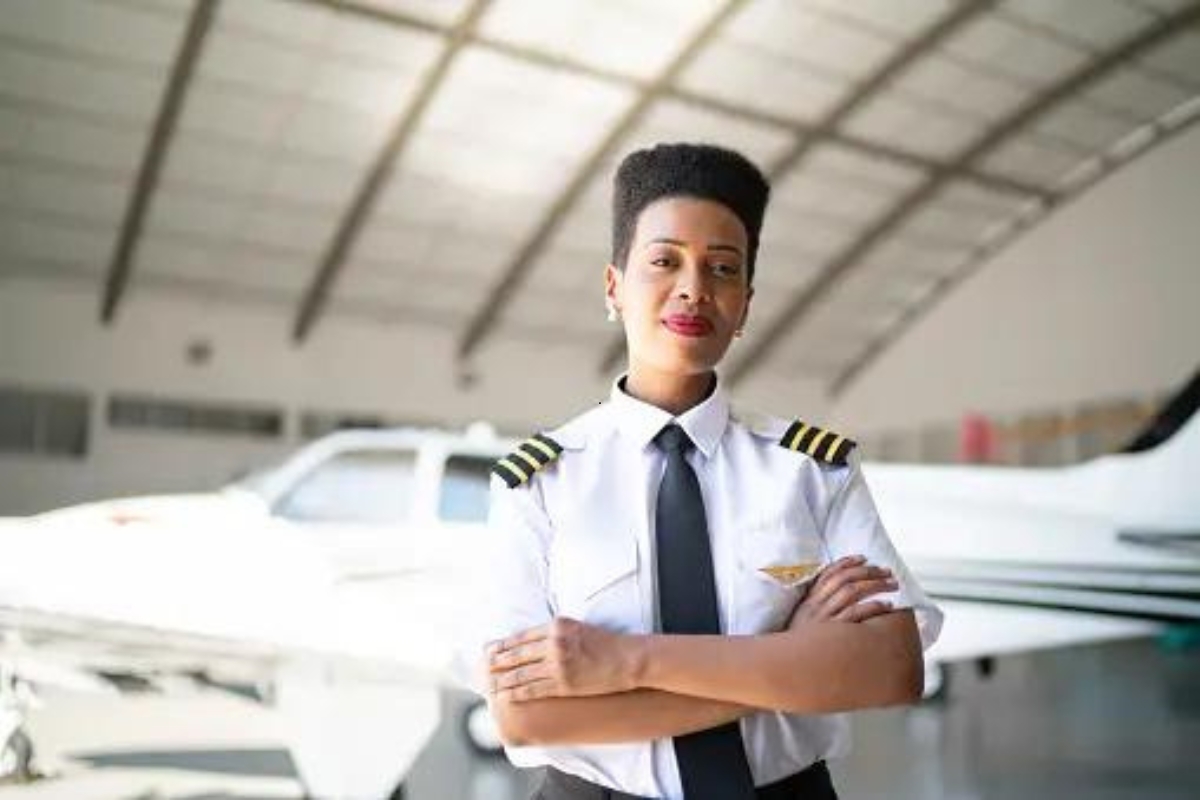 Concurso Aeronáutica: nível médio e salário de R$ 3,8 mil