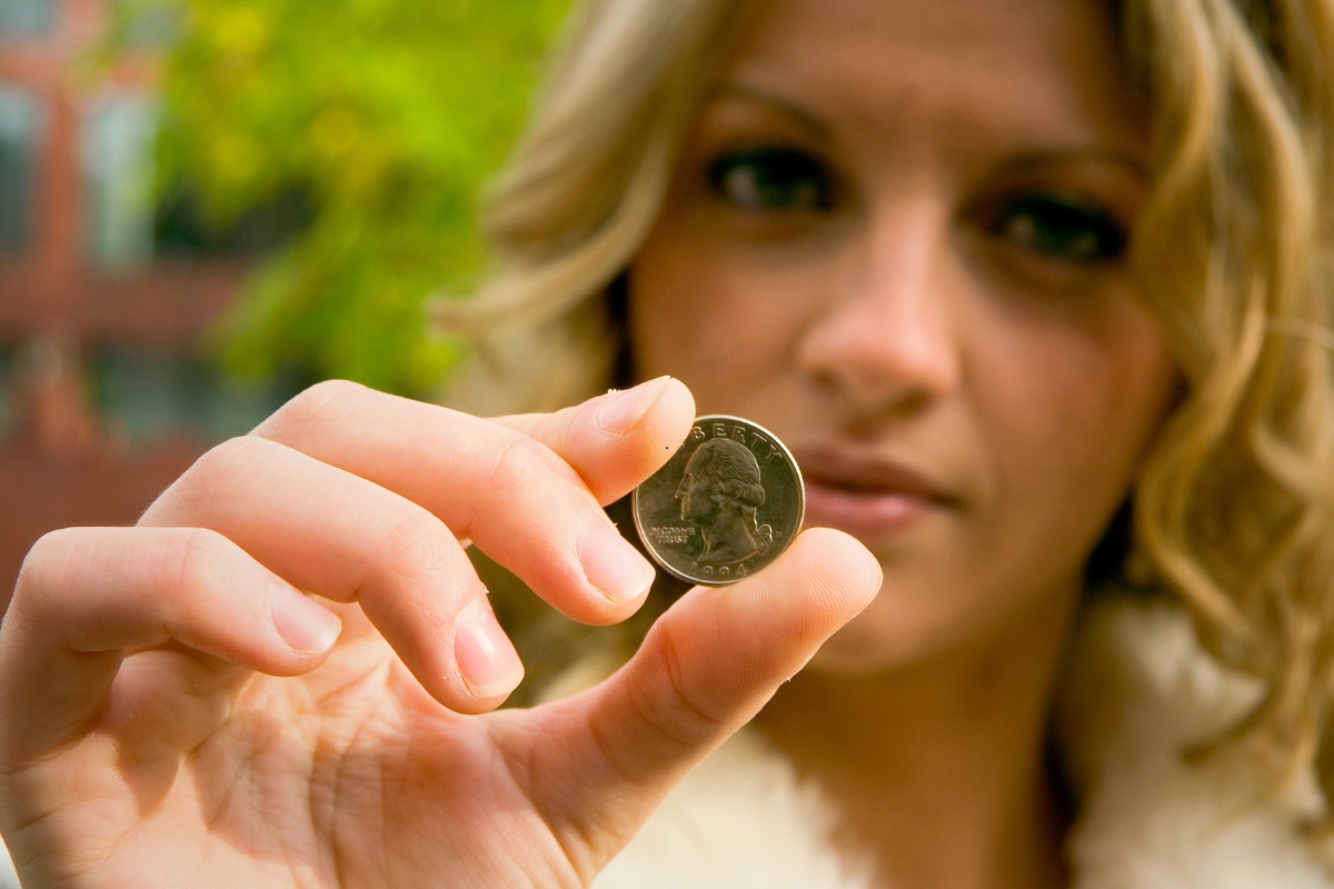 Você tem uma moedinha de 25 centavos na carteira? Ela pode valer R$ 3 mil