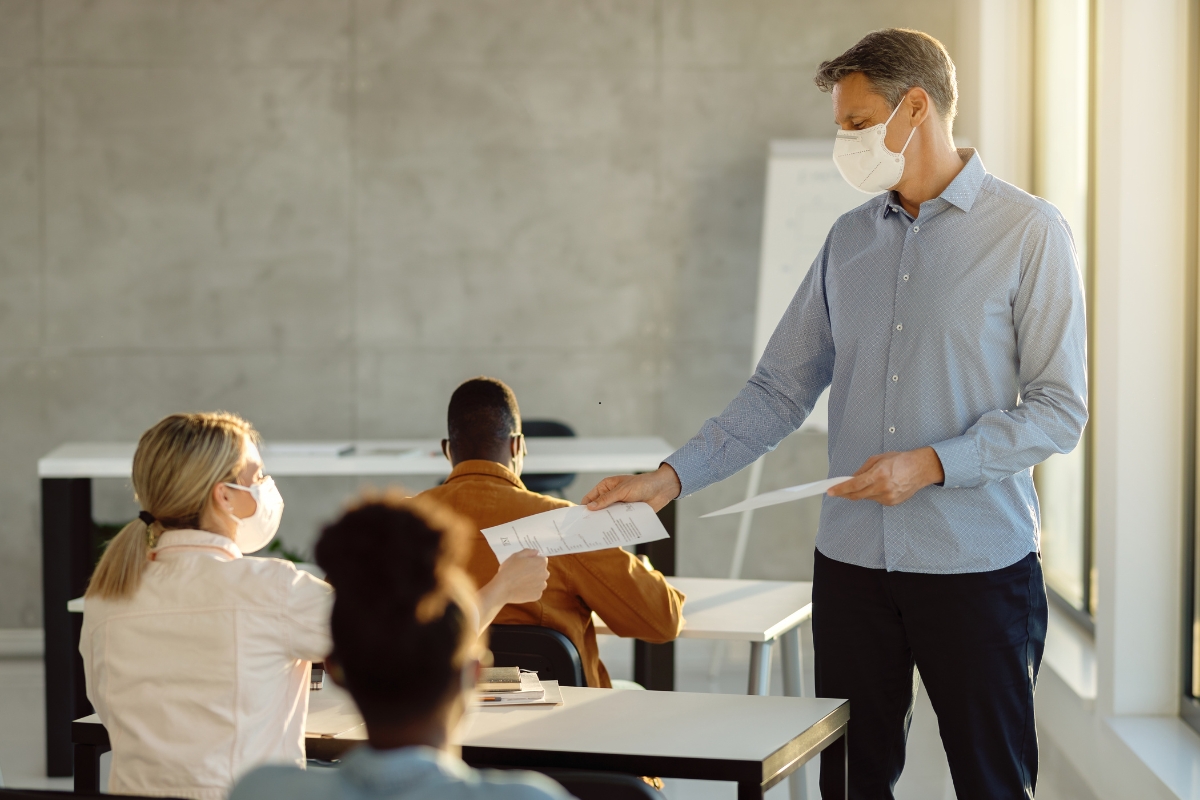 Quer ser certificador ou avaliador do Enem? MEC abre inscrições; veja como se candidatar HOJE (08) Quer ser certificador ou avaliador do Enem? MEC abre inscrições; veja como se candidatar HOJE (08)