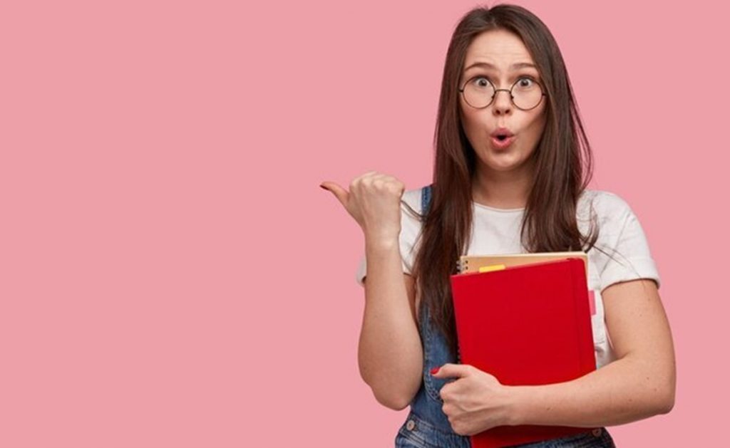 ESTUDA~ Curiosidade: você sabe qual o significado do ditado "quando um burro fala o outro abaixa a orelha"?