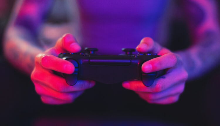 Atenção! Jogar videogame pode mudar seu cérebro para sempre; entenda Atenção! Jogar videogame pode mudar seu cérebro para sempre; entenda