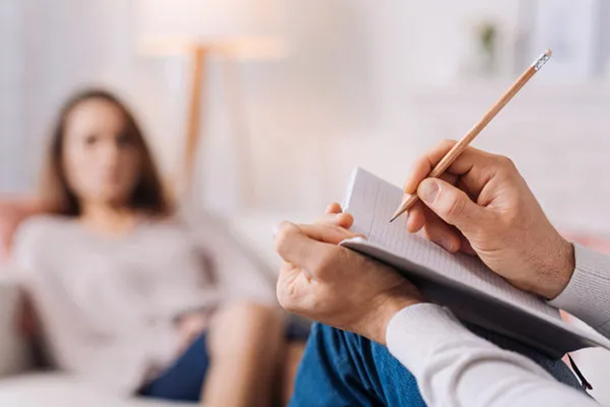 Top 10 faculdades que te empregam antes mesmo de formar!