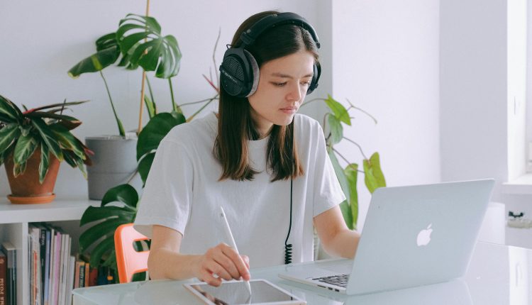 Podcasts Podcasts