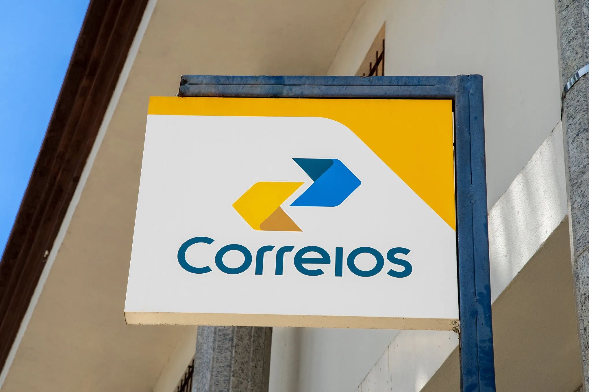 Novo edital do Concurso Correios nível superior.