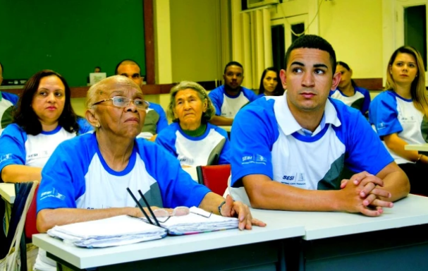 Educação para Jovens e Adultos (EJA) Educação para Jovens e Adultos (EJA)