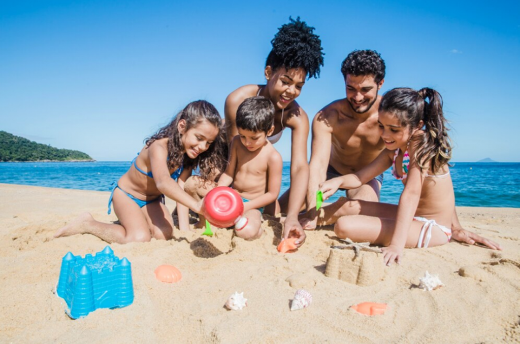 Aproveite os feriados 2025 para viajar com a família. Aproveite os feriados 2025 para viajar com a família.