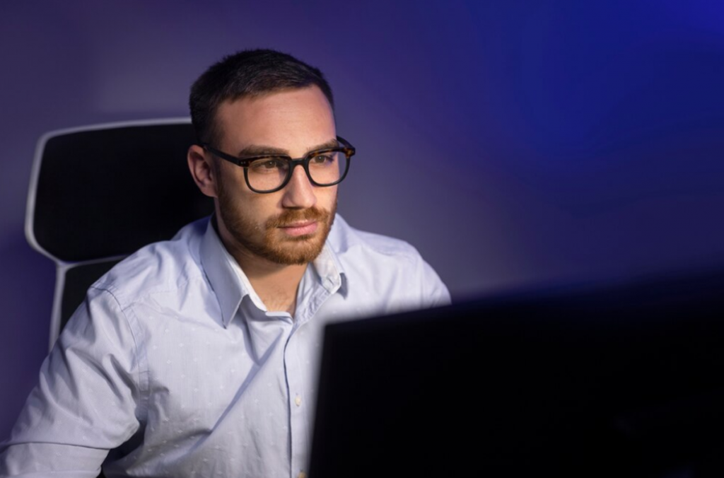 Captura de tela A qualificação é o principal diferencial para alcançar altos salários em Portugal. Imagem: Freepik