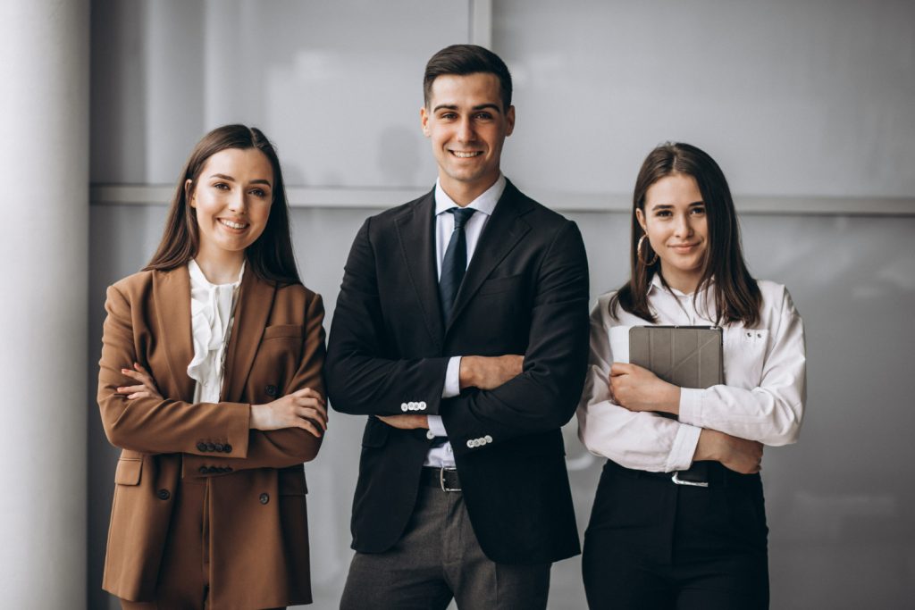 A ideia de criar o próprio negócio também está entre as prioridades dos brasileiros. A ideia de criar o próprio negócio também está entre as prioridades dos brasileiros.