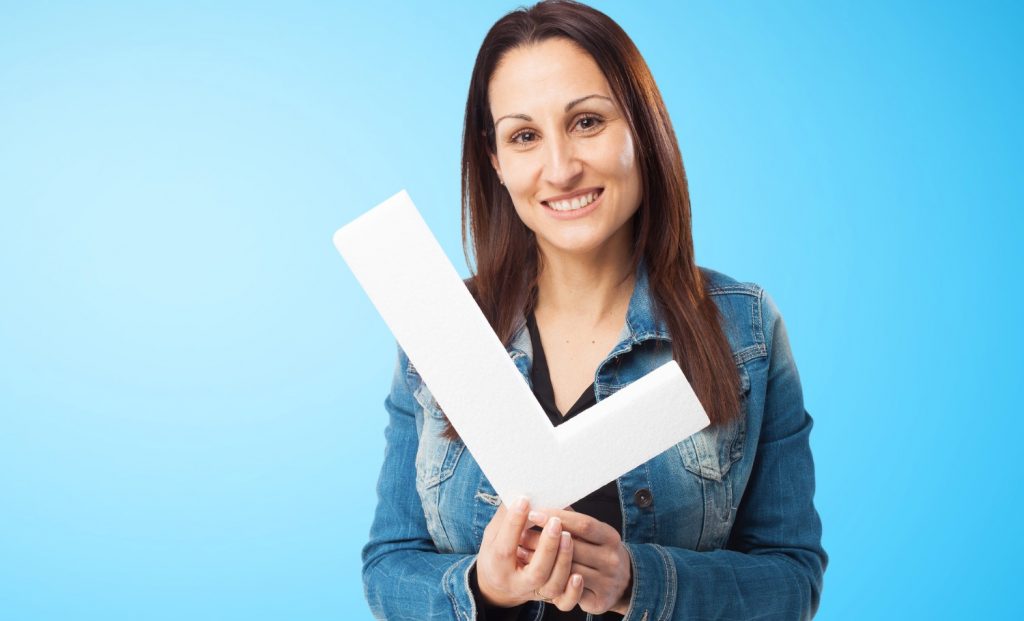 Para usar "valido ou válido" corretamente, preste atenção à pronúncia, ao contexto e às regras gramaticais. Imagem: Freepik Para usar "valido ou válido" corretamente, preste atenção à pronúncia, ao contexto e às regras gramaticais. Imagem: Freepik